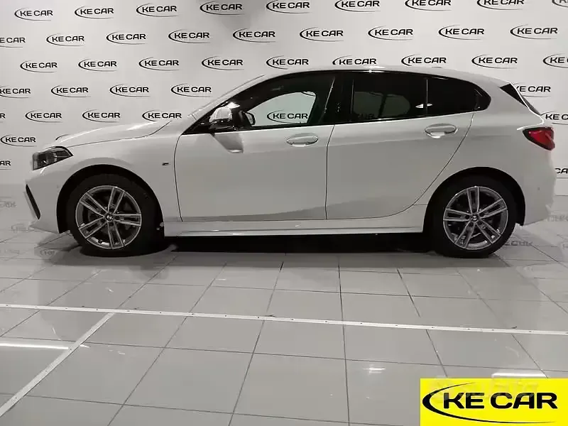 Käytetty BMW 118 M Sport 136 HP (100 kW) 2022 Valkoinen Viistoperä