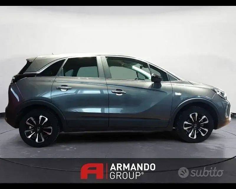 Usata Opel Crossland Elegance 110 CV (80 kW) 2023 Grigio SUV