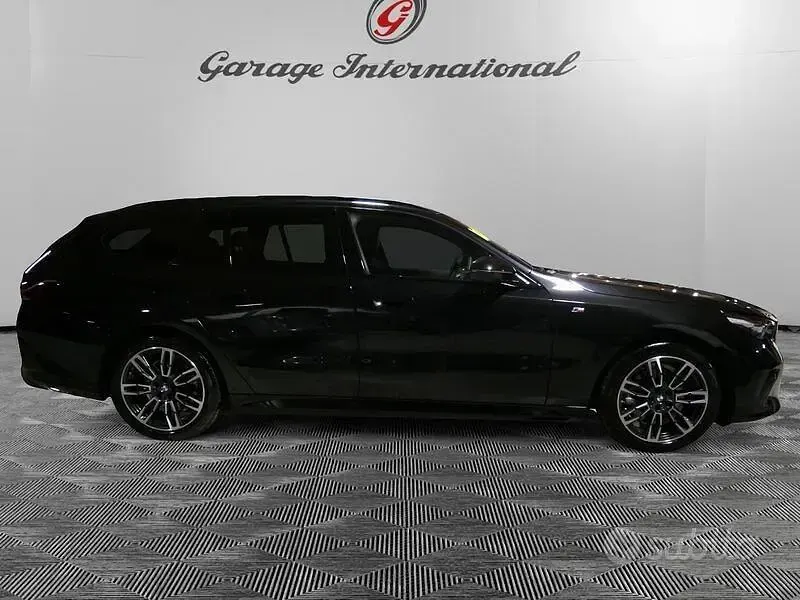 Usata BMW 520 M Sport 197 CV (144 kW) 2025 Nero Station wagon