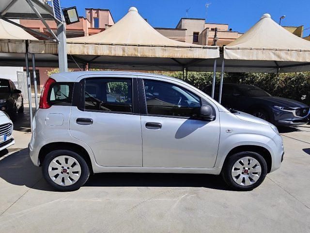 Usata Fiat Panda Easy 69 CV (50 kW) 2019 Argento Utilitaria