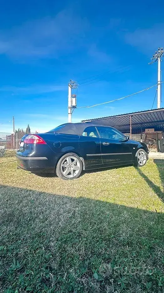 Usata Saab 9-3 Vector 175 CV (128 kW) 2005 Nero Cabrio