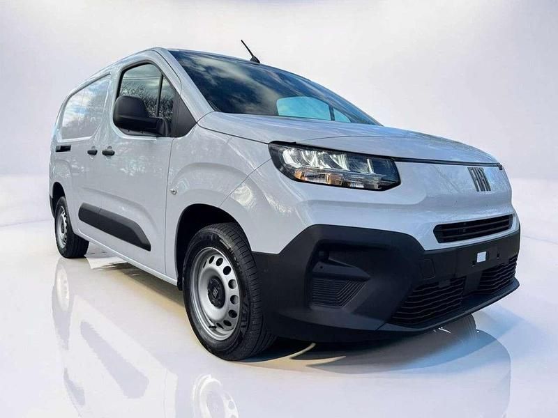 Nuova Fiat Doblò Lounge 102 CV (75 kW) 2025 Bianco Monovolume