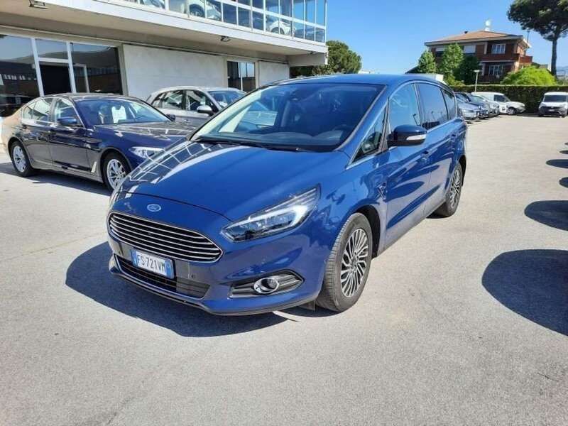 Blu/azzurro Usata 2018 Ford S-MAX Business Edition Monovolume | 19.400 € (Buon prezzo) - Immagine 1/4