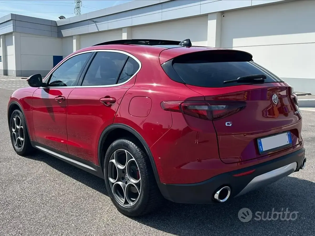 Usata Alfa Romeo Stelvio 280 CV (205 kW) 2017 Rosso SUV