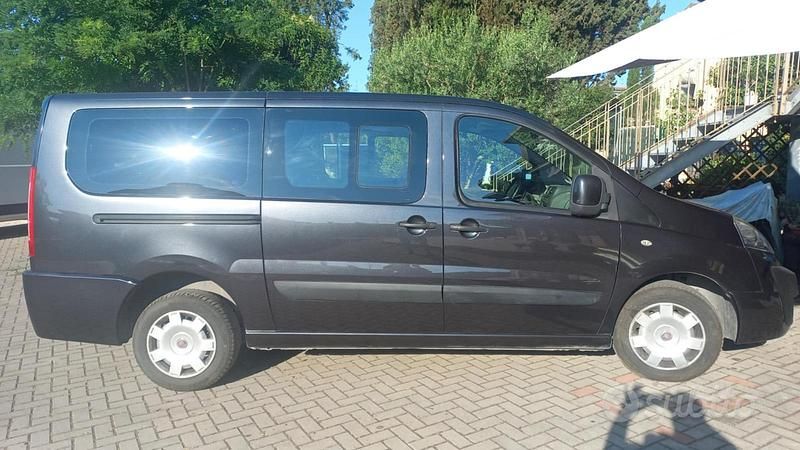 Grigio Usata 2013 Fiat Scudo Furgone | 10.500 € (Cara) - Immagine 1/4