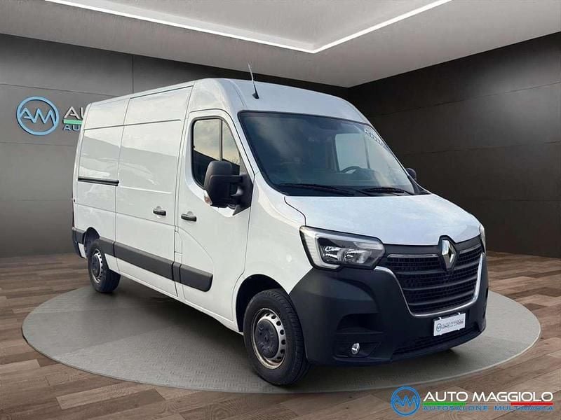 Begagnad Renault Master 150 HK (110 kW) 2024 Vit Minibuss