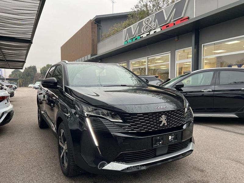 Usata Peugeot 5008 Allure 131 CV (96 kW) 2024 Nero SUV
