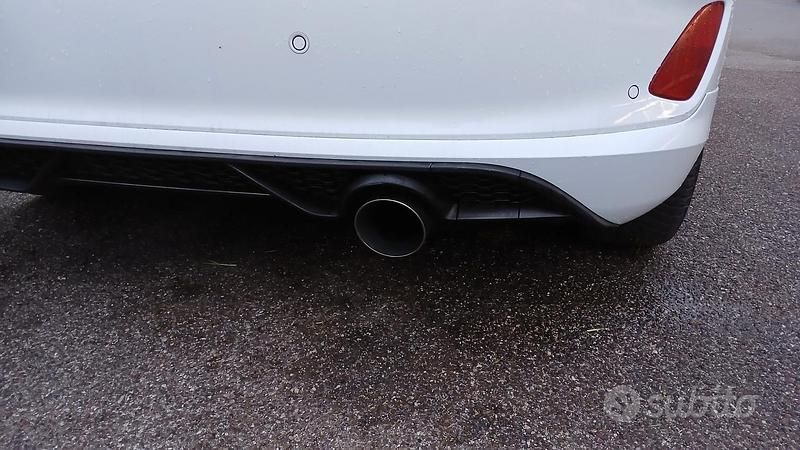 Usata Ford Fiesta ST-Line 86 CV (63 kW) 2019 Bianco Utilitaria