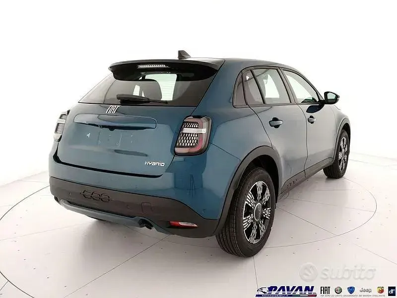 Nuova Fiat 600 Icon 110 CV (80 kW) 2025 Verde SUV