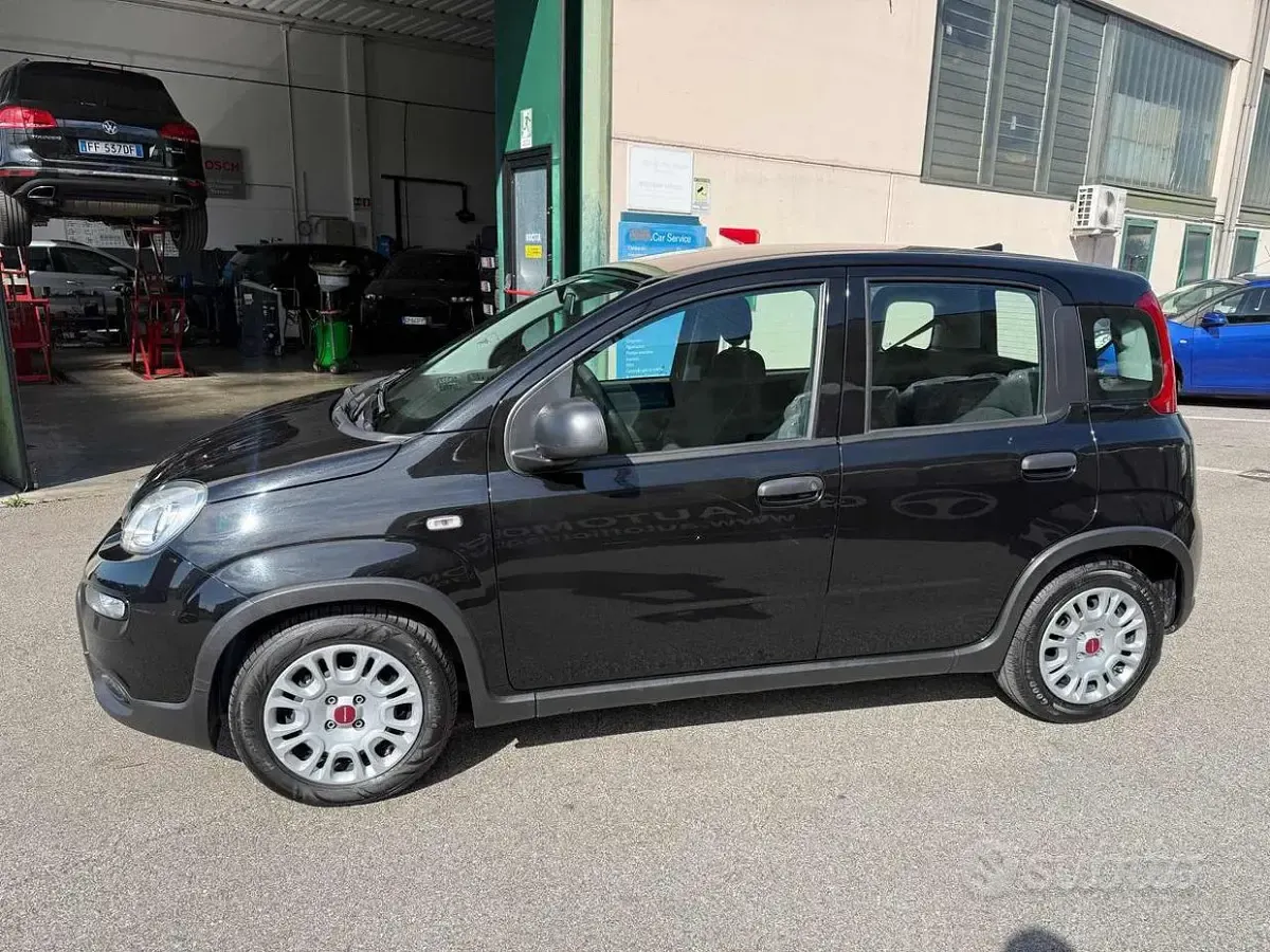 Usata Fiat Panda S 69 CV (50 kW) 2023 Nero Utilitaria