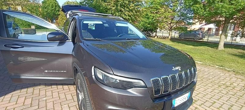 Usata Jeep Cherokee Limited 194 CV (142 kW) 2019 Grigio SUV