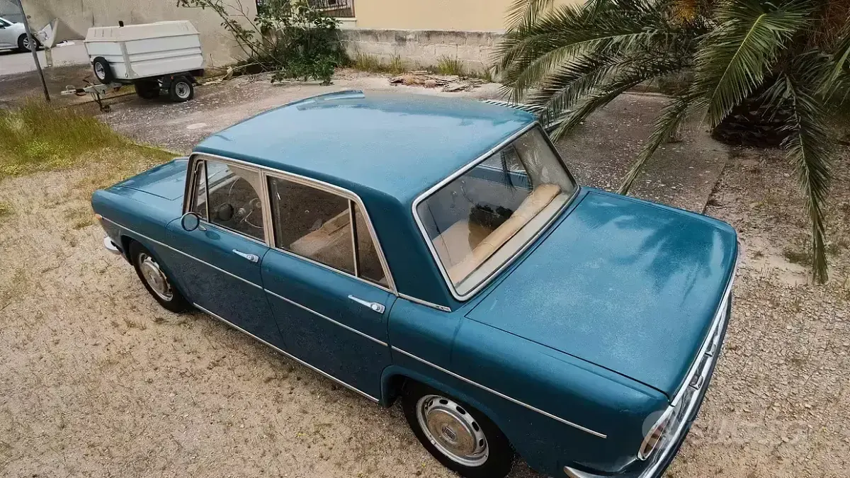Begagnad Lancia Fulvia 1970 Blå Sedan