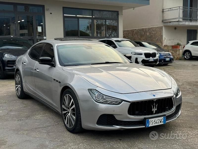 Usata Maserati Ghibli 250 CV (183 kW) 2015 Grigio Berlina