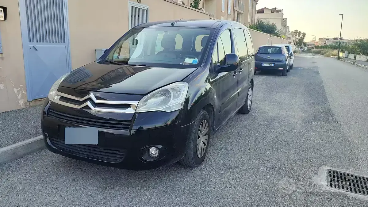 Usata Citroën Berlingo 92 CV (67 kW) 2011 Nero Monovolume