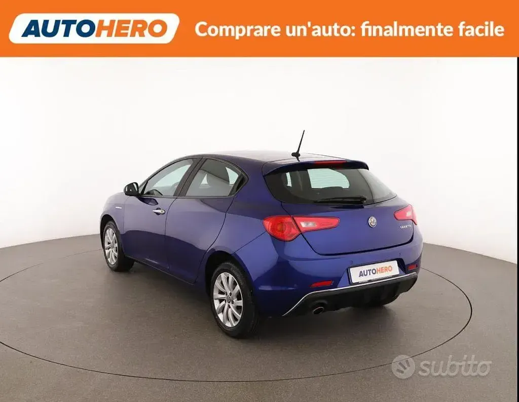 Usata Alfa Romeo Giulietta Business 120 CV (88 kW) 2019 Blu Utilitaria