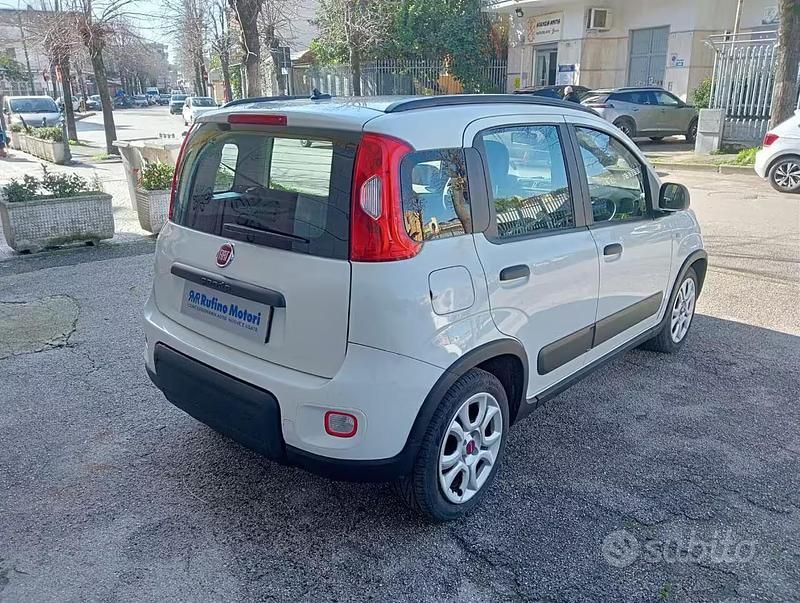 Usata Fiat Panda 69 CV (50 kW) 2022 Bianco Utilitaria