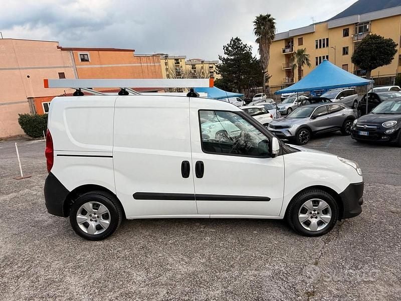 Usata Fiat Doblò Dynamic 90 CV (66 kW) 2013 Bianco Monovolume