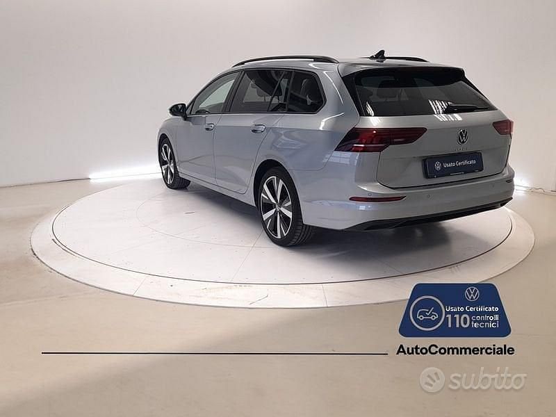 Usata VW Golf VIII Edition 150 CV (110 kW) 2024 Grigio Station wagon