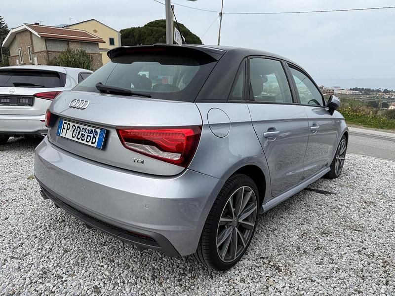 Usata Audi A1 Sportback S-Line 90 CV (66 kW) 2018 Grigio Utilitaria