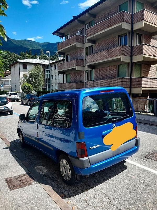 Usata Citroën Berlingo 90 CV (66 kW) 2000 Blu Monovolume