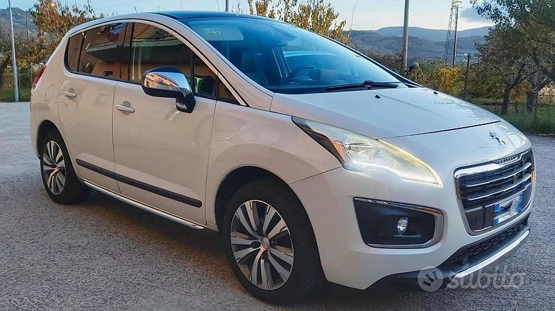 Usata Peugeot 3008 120 CV (88 kW) 2015 Bianco Station wagon