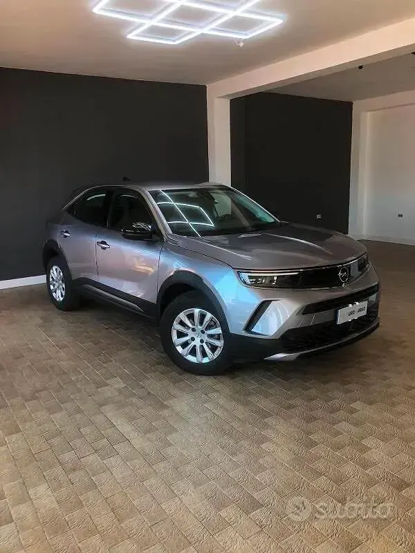 Usata Opel Mokka Elegance 100 CV (73 kW) 2021 Grigio SUV