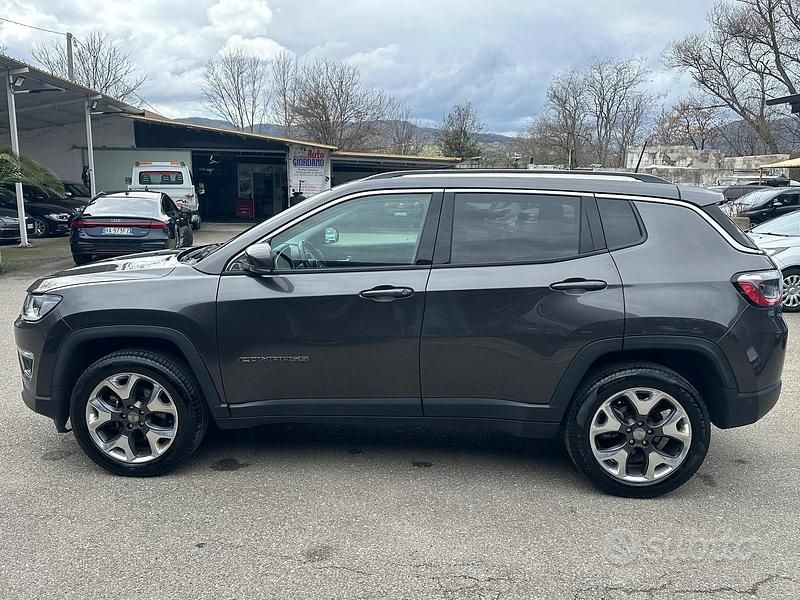 Usata Jeep Compass Limited 140 CV (102 kW) 2020 Grigio SUV
