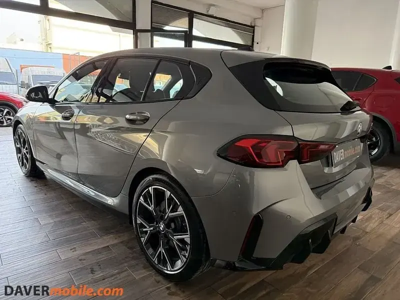 Usata BMW 120 M Sport 170 CV (125 kW) 2024 Grigio Utilitaria