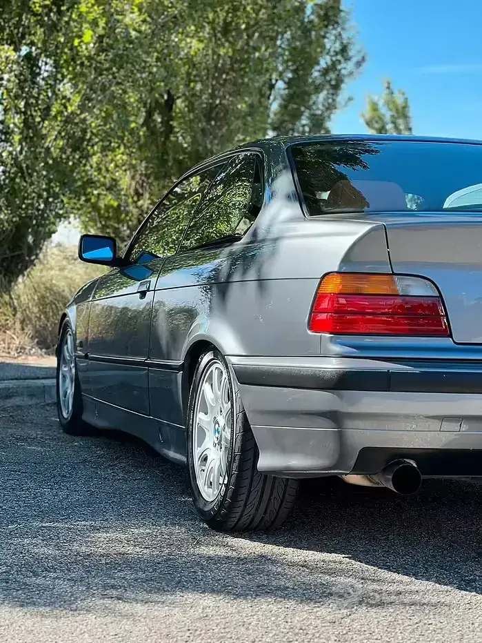 Usata BMW 318 140 CV (102 kW) 1996 Grigio Coupé