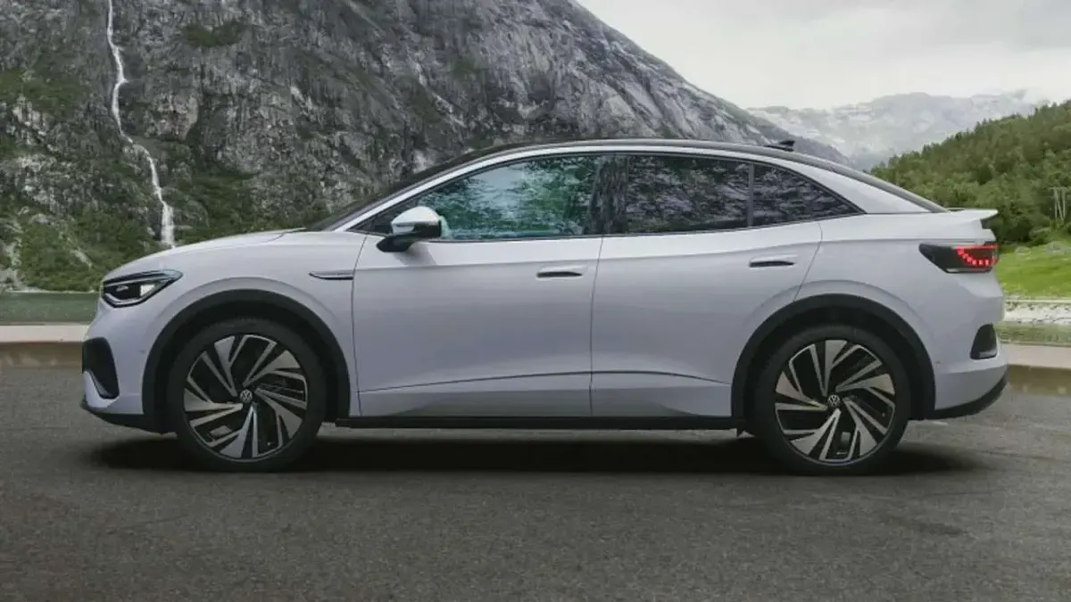 Nuova VW ID.5 Pro 88 kW (121 CV) 2026 Argento SUV