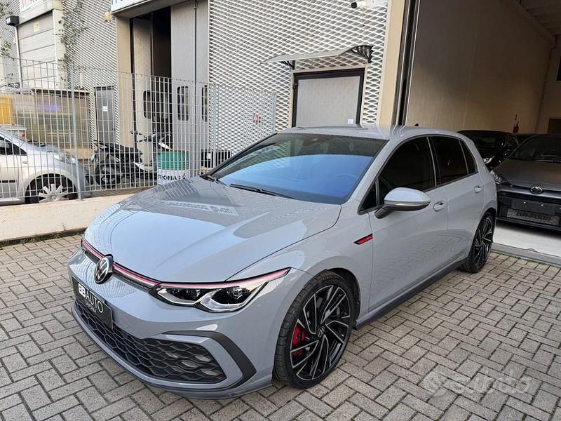 Usata VW Golf VII GTI 245 CV (180 kW) 2021 Grigio Utilitaria