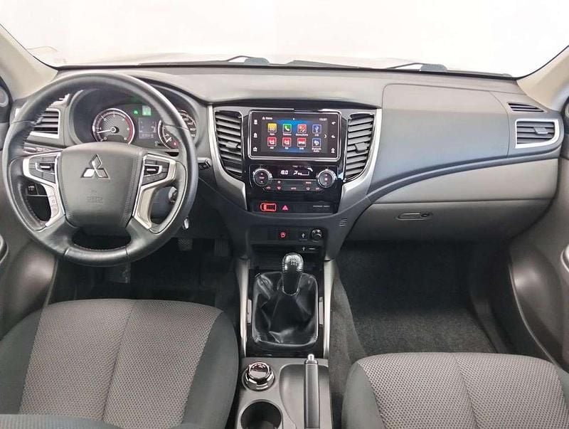 Usata Mitsubishi L200 Intense 181 CV (133 kW) 2018 Grigio Pick-up