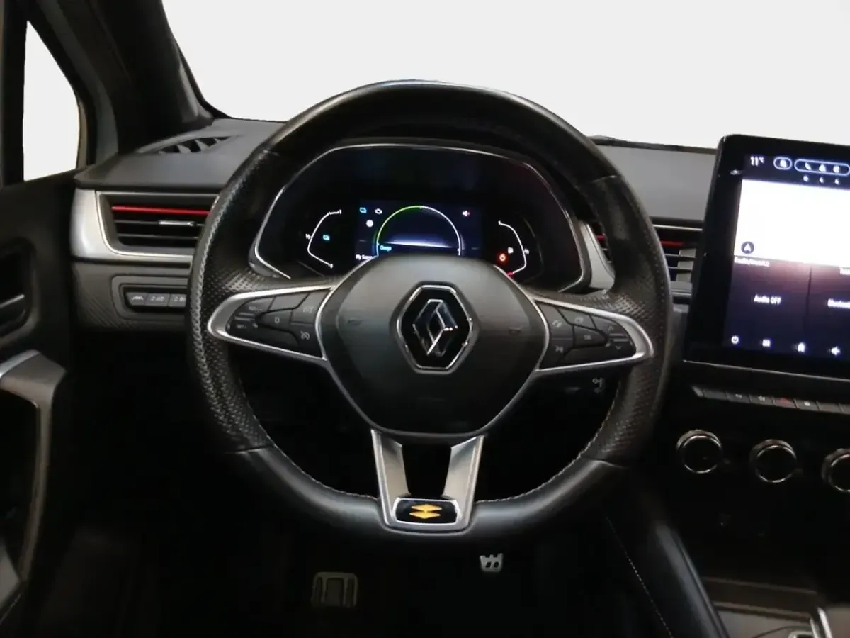 Usata Renault Captur RS Line 145 CV (106 kW) 2021 Bianco SUV
