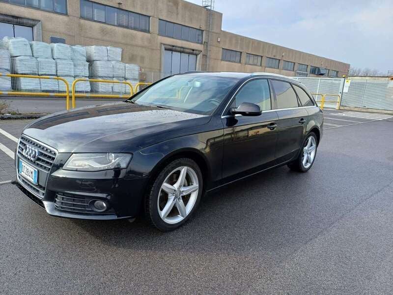 Nero Usata 2010 Audi A4 Advanced Station wagon | 5900 € (Super prezzo) - Immagine 1/4