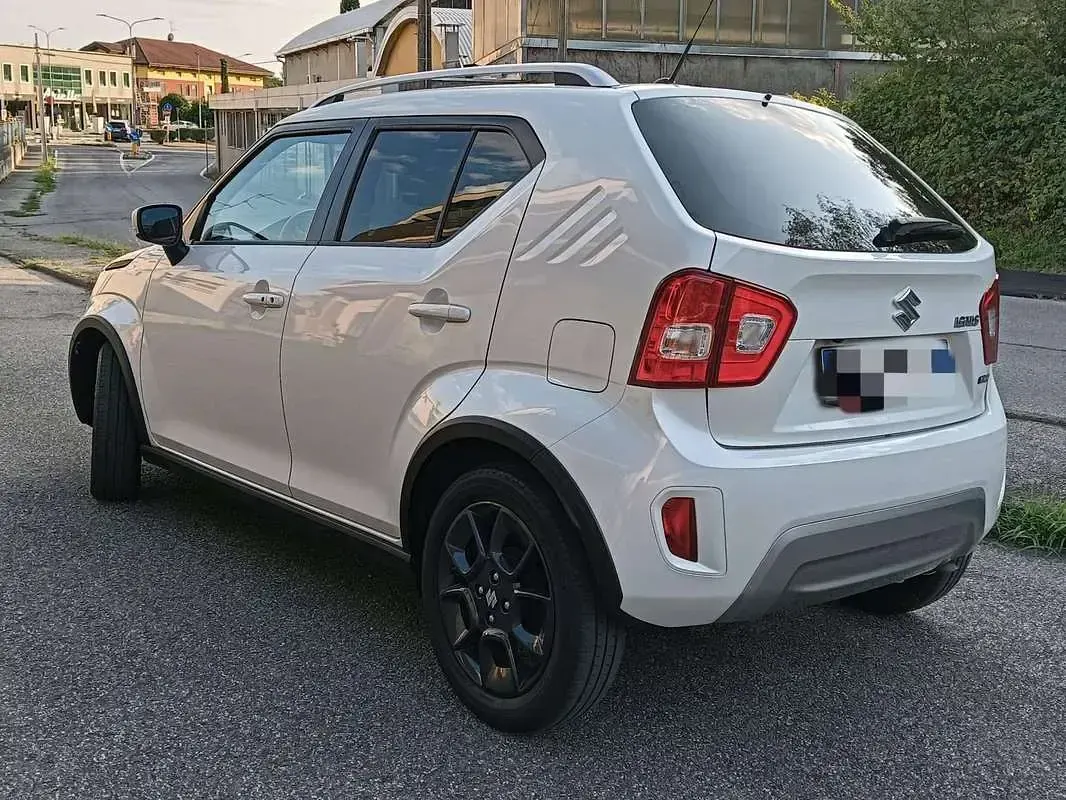Usata Suzuki Ignis 83 CV (61 kW) 2021 Bianco SUV