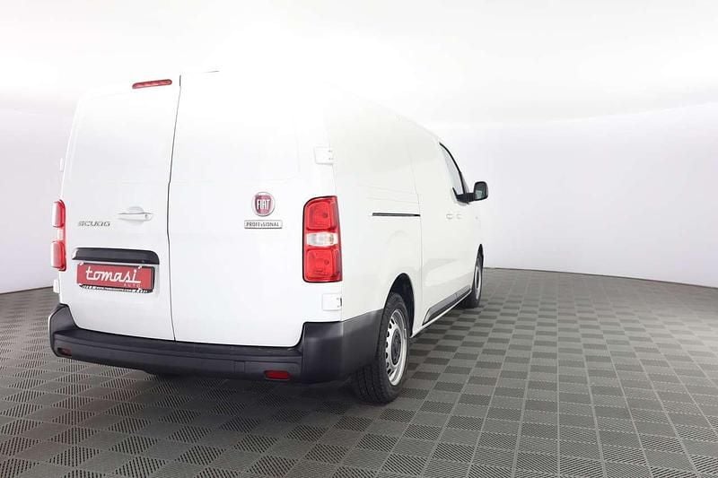 Usata Fiat Scudo Lounge 144 CV (105 kW) 2022 Bianco gelato Furgone