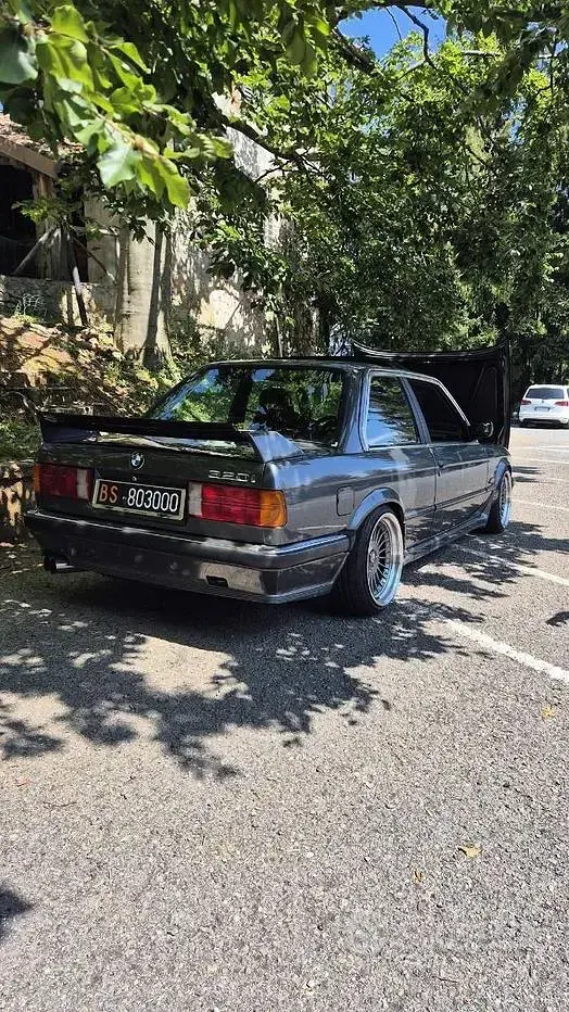 Usata BMW 320 1983 Grigio Berlina