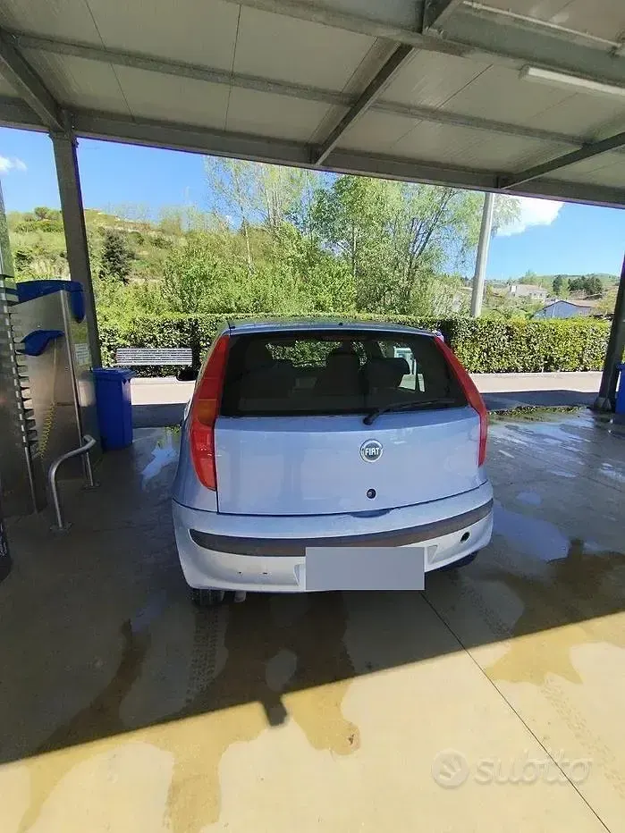 Usata Fiat Punto 69 CV (50 kW) 2003 Utilitaria