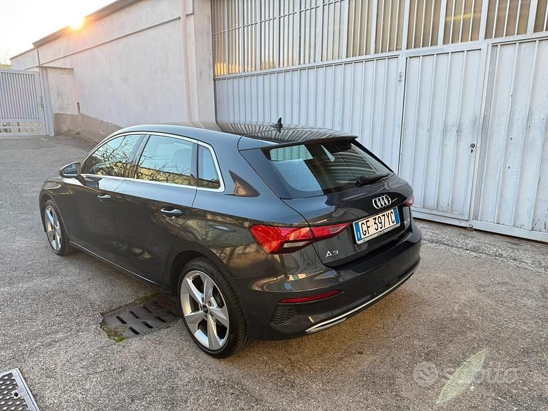 Usata Audi A3 Sportback 116 CV (85 kW) 2021 Grigio Utilitaria