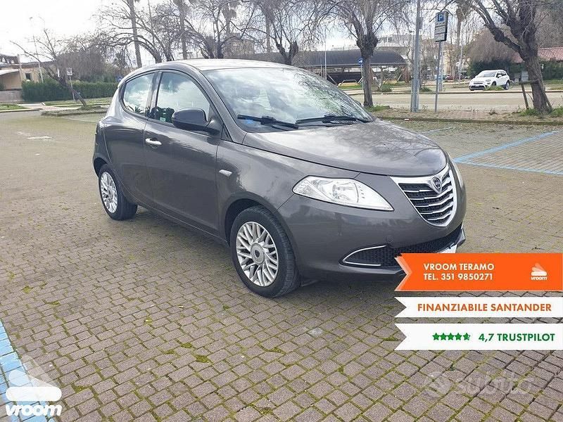 Usata Lancia Ypsilon S 95 CV (69 kW) 2015 Grigio Utilitaria