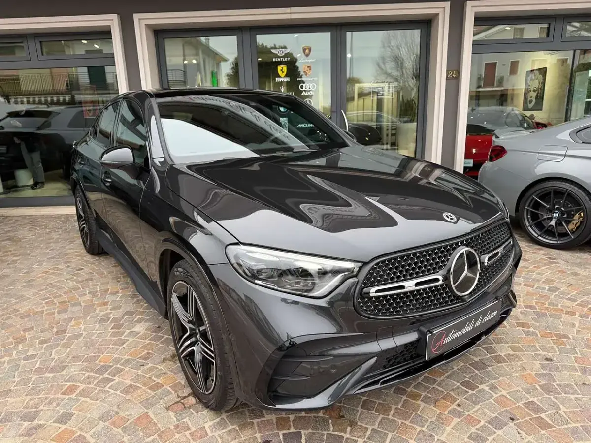 Usata Mercedes GLC200 AMG Line Premium Plus 163 CV (119 kW) 2025 Grigio medio metallizzato SUV