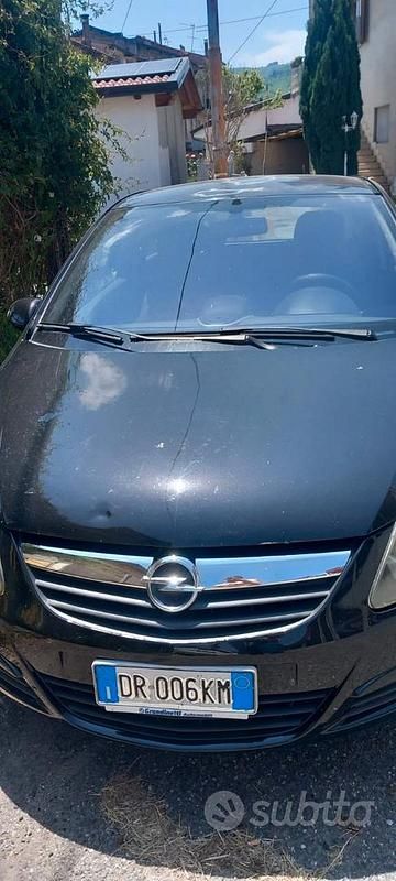 Usata Opel Corsa 75 CV (55 kW) 2008 Nero Utilitaria