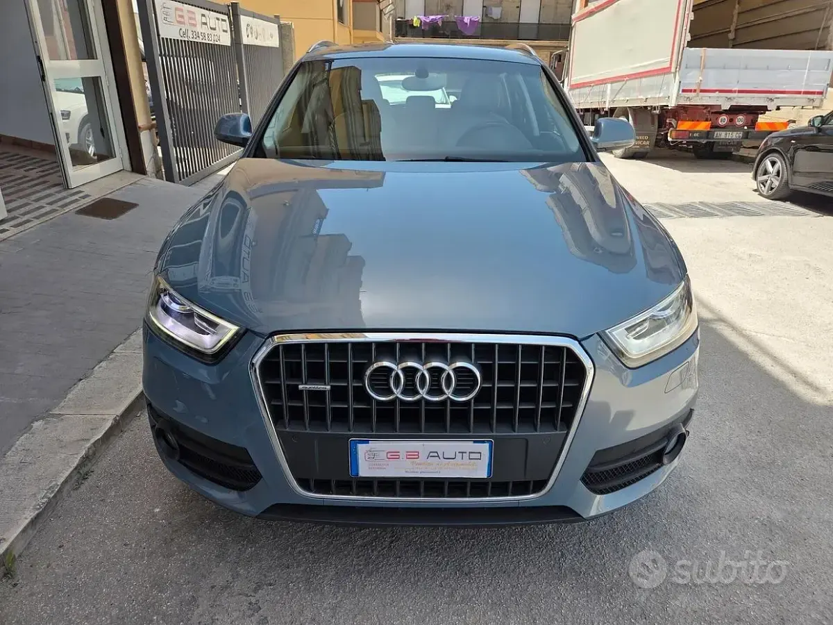 Usata Audi Q3 177 CV (130 kW) 2012 Blu SUV