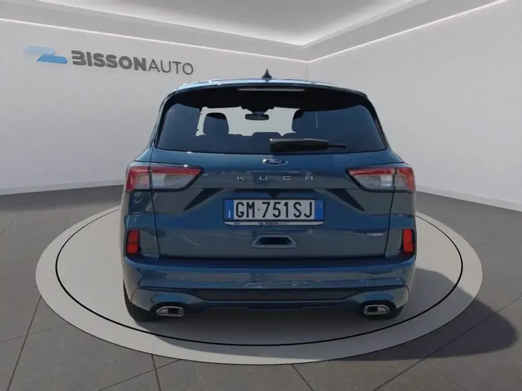 Usata Ford Kuga ST-Line 190 CV (139 kW) 2023 Chrome blue SUV