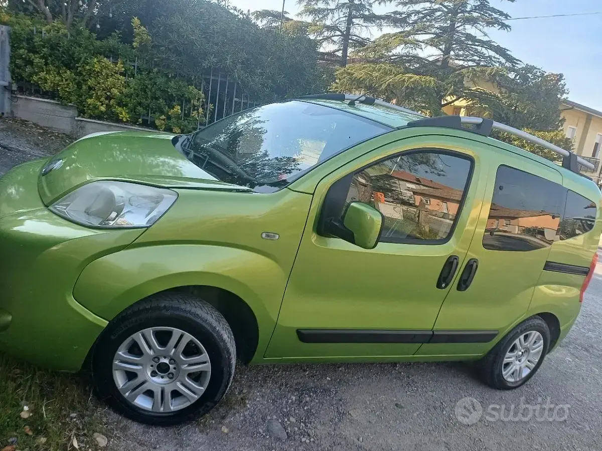 Usata Fiat Qubo Trekking 77 CV (56 kW) 2011 Verde Monovolume