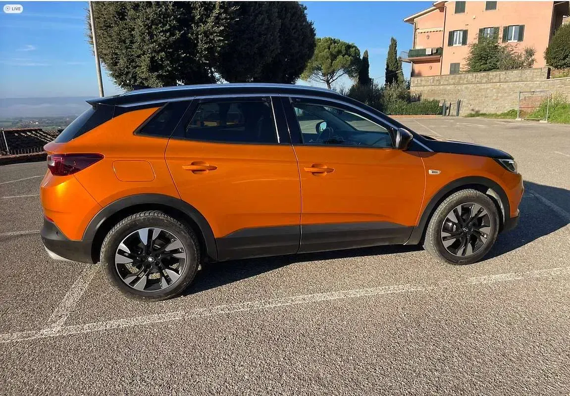 Usata Opel Grandland X Innovation 131 CV (96 kW) 2020 Nero SUV