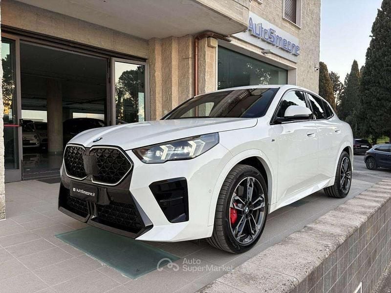 Bianco Usata 2025 BMW X2 M Sport SUV | 44.899 € (Super prezzo) - Immagine 1/4