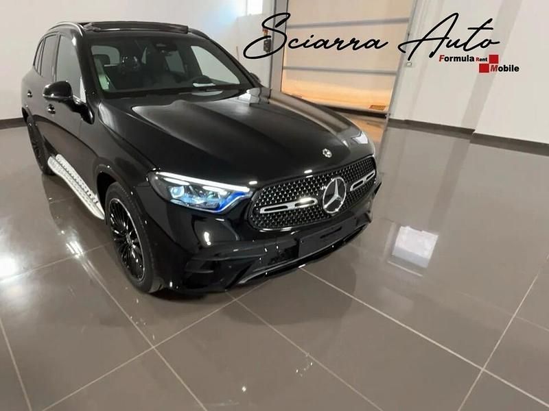 Nero Nuova 2025 Mercedes GLC220 Advanced Coupé | 69.000 € (Buon prezzo) - Immagine 1/4