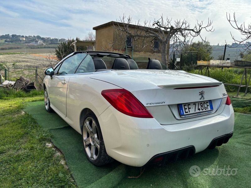 Usata Peugeot 308 CC 140 CV (102 kW) 2010 Bianco Cabrio