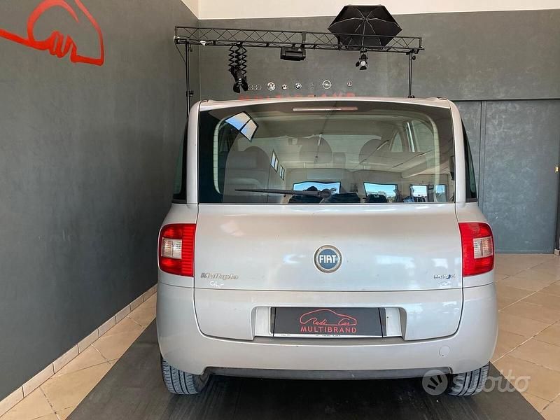 Usata Fiat Multipla Emotion 120 CV (88 kW) 2007 Grigio Monovolume